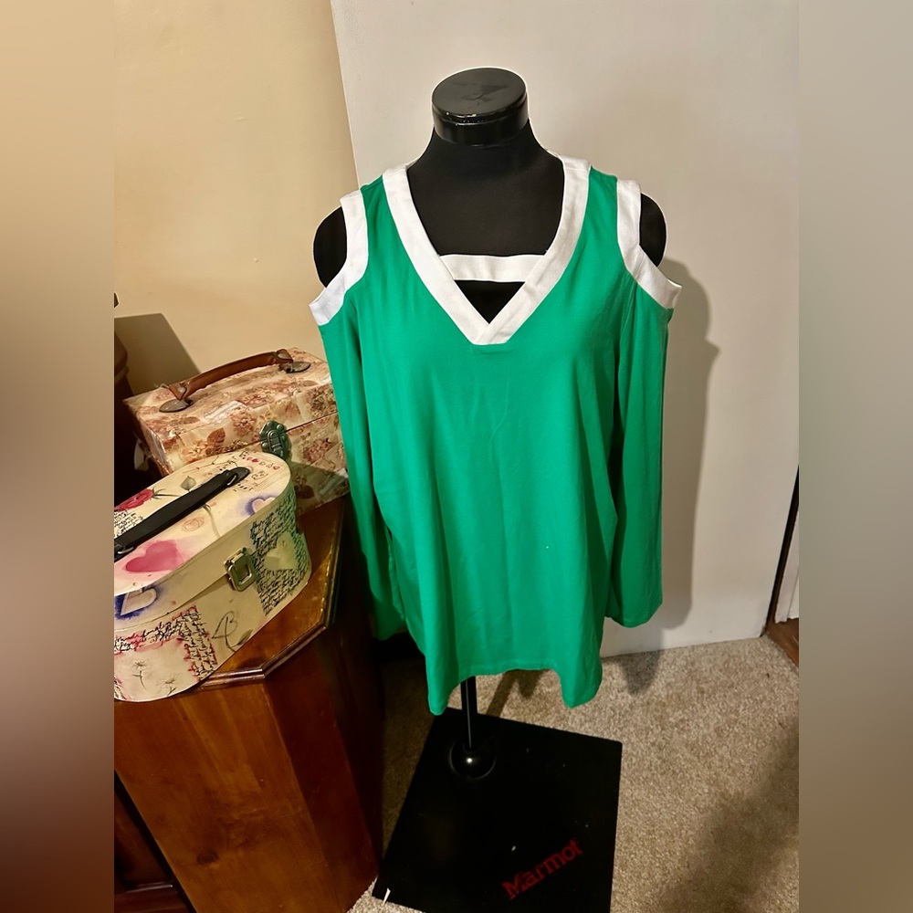 Belle by Kim Gravel size XL-Has the tag but no price tag